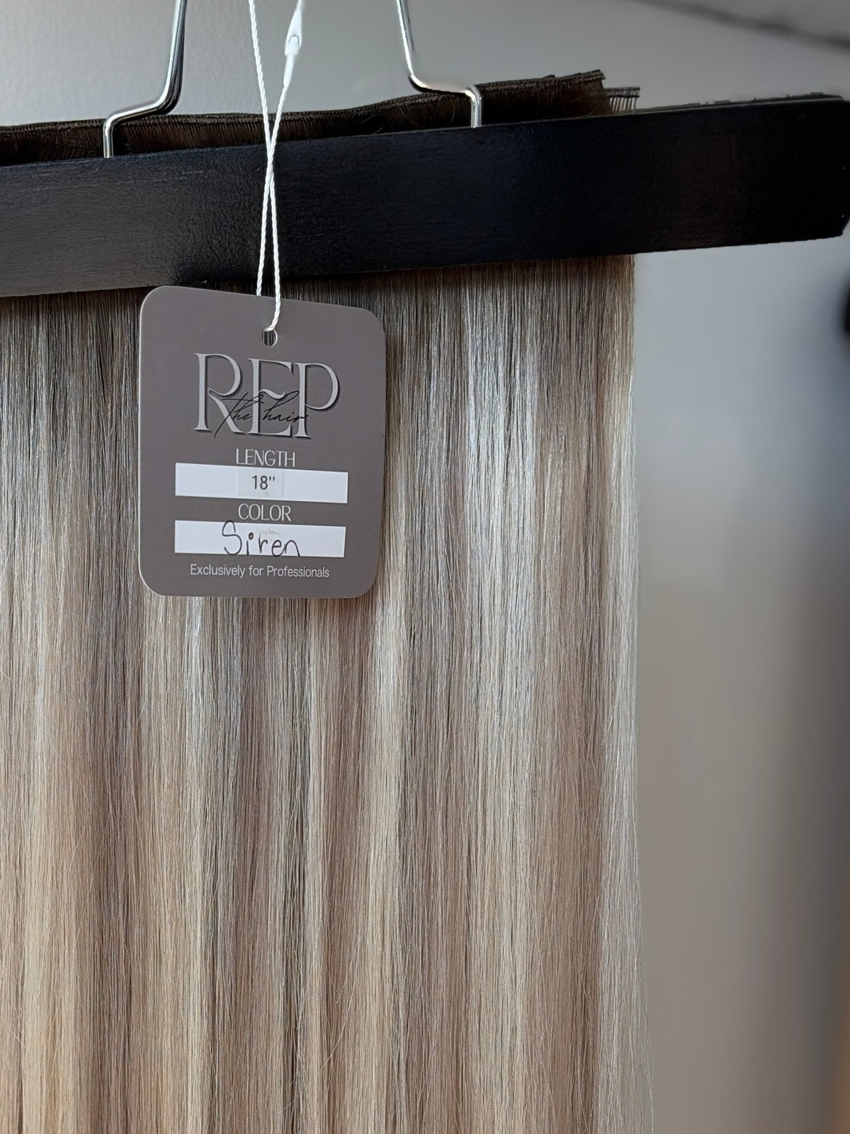 22" GENIUS WEFT