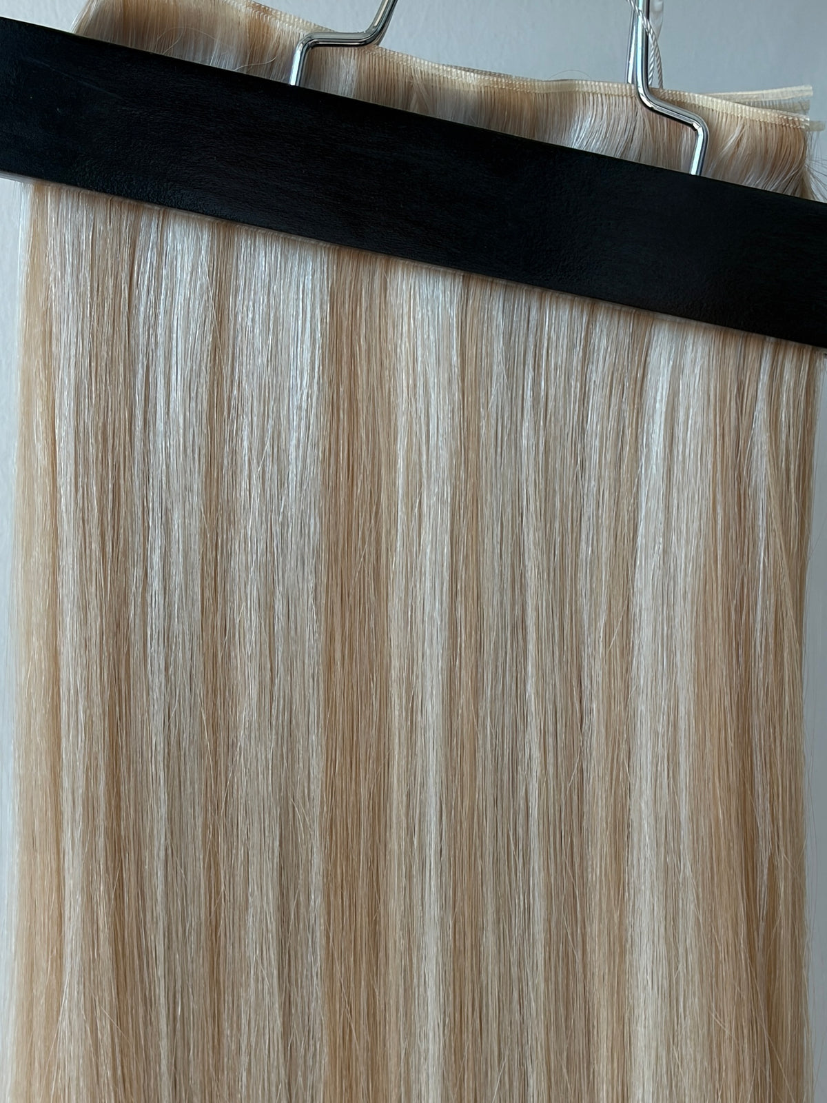 22" GENIUS WEFT