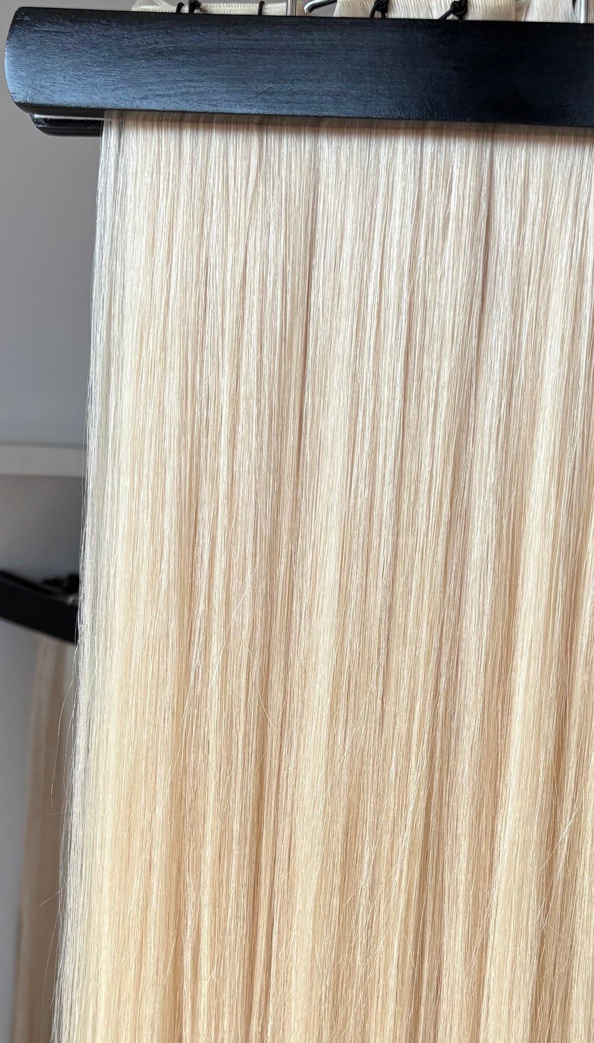 22" GENIUS WEFT